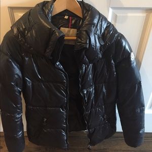 Moncler black puffer jacket with belt